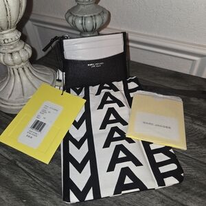 Marc Jacobs Monochrome Card Holder With Dust Bag